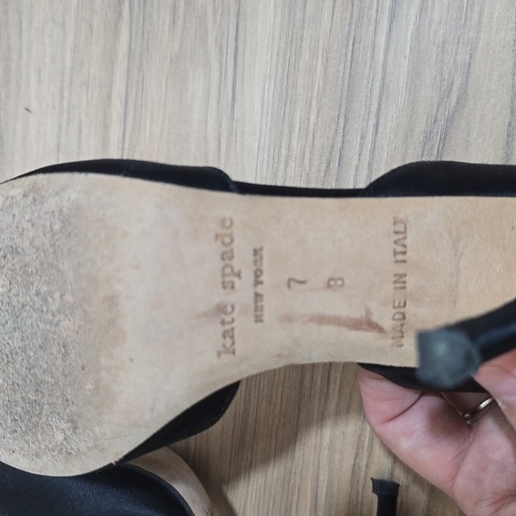 KATE SPADE New York Black Satin Chrisette Peep Toe Heels - Sz 7 - Picture 6 of 6